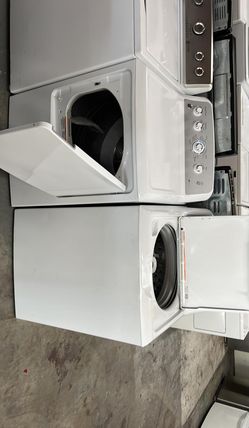 GE Top Load Washer & Dryer Set – Agitator, White, Clean
