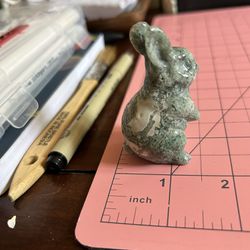 Snowy Moss Agate Crystal Carved Bunny 