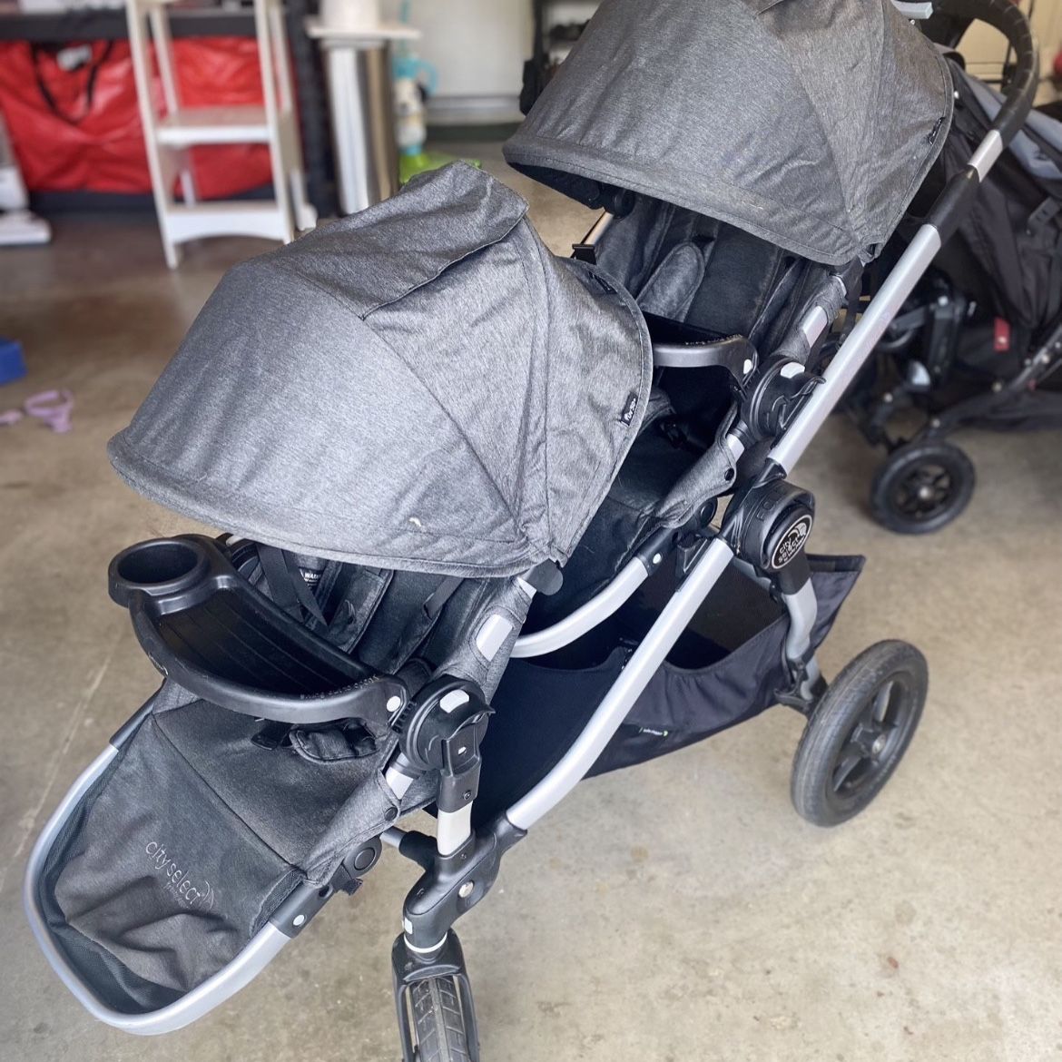 maxi cosi adorra 5-in-1 modular travel system Zelia² Max Plastic Blend:Medium Rent Baby Gear INCLUDING Cosi Tayla Max 5 createx