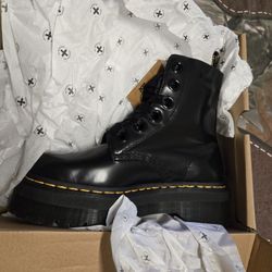Dr Martens Womens Molly Platform Buttero Boots