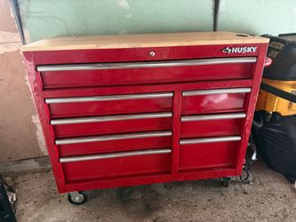 Husky Rolling Tool Chest Cabinet