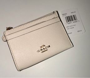 Cream/White Coach Cardholder/Wallet