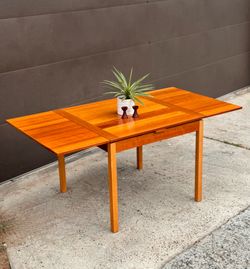 Danish Modern Mid Century Expandable Draw Leaf Dining Table - Denmark