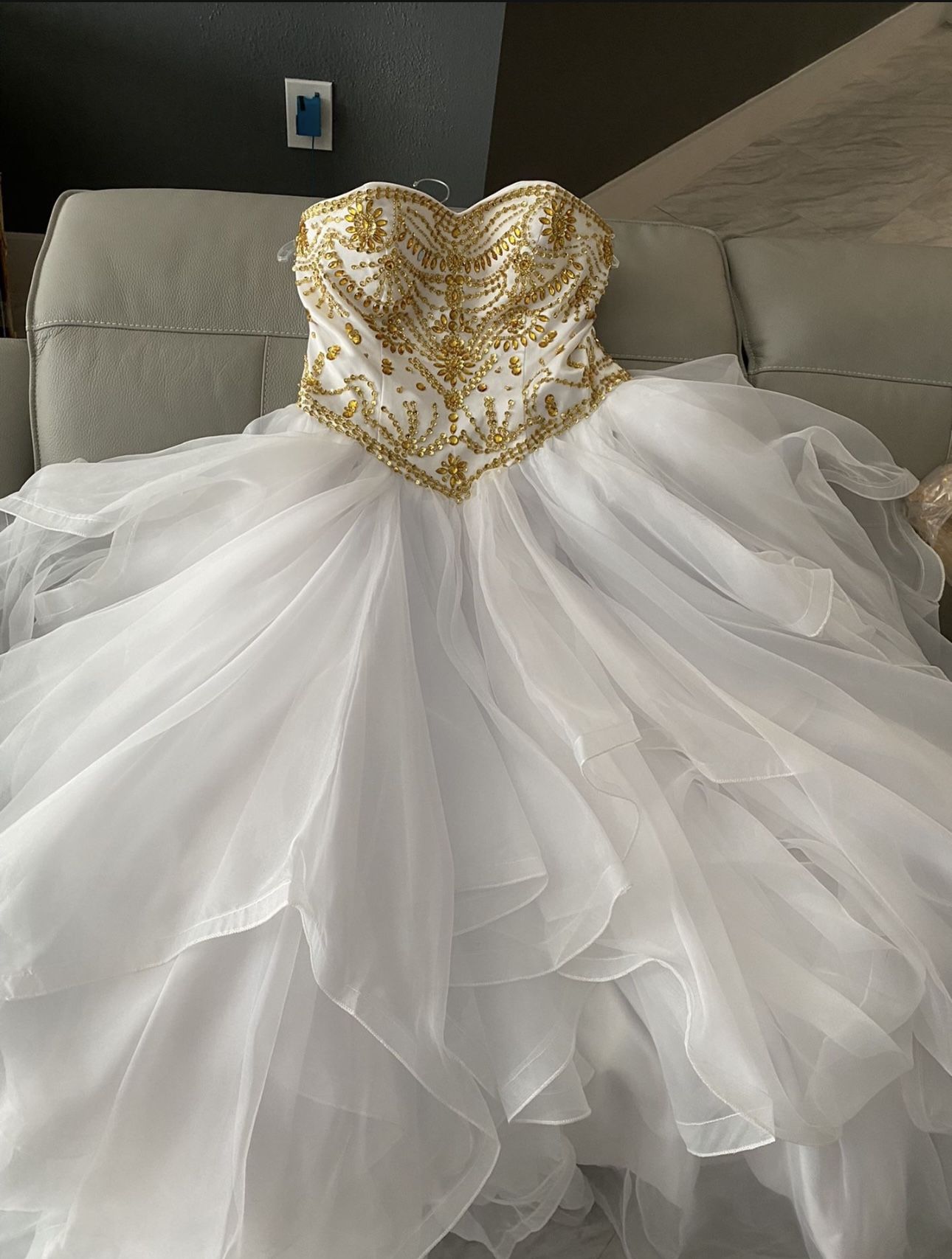 White And Gold Ball Gown Size 12