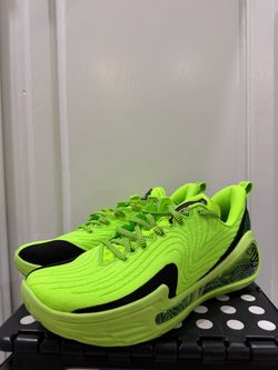 Curry Flow 12 'Extraterrestrial' Size 9.5