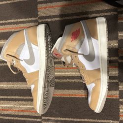 Jordan 1 Mid Tan /grey Used 