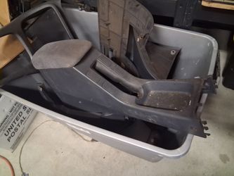 Arm rest and center console off 1996 to 2000 civic