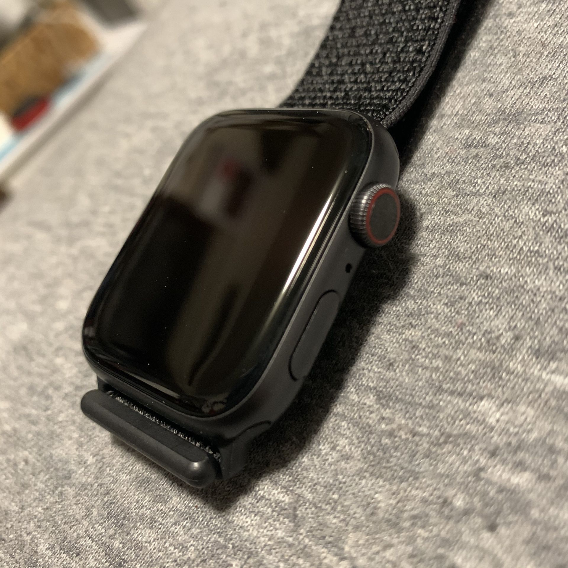 Apple Watch series 5 (44mm)