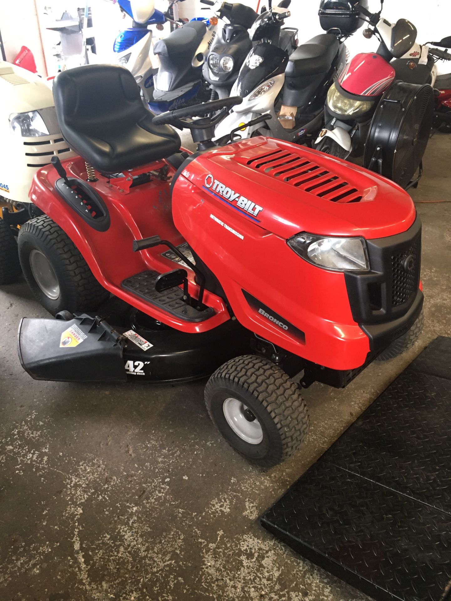 2013 troy Bilt tractor