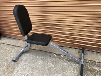 Like New Matrix Commercial Fixed Military/ Shoulder Press Utility Weight Bench