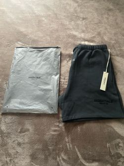 Essentials short