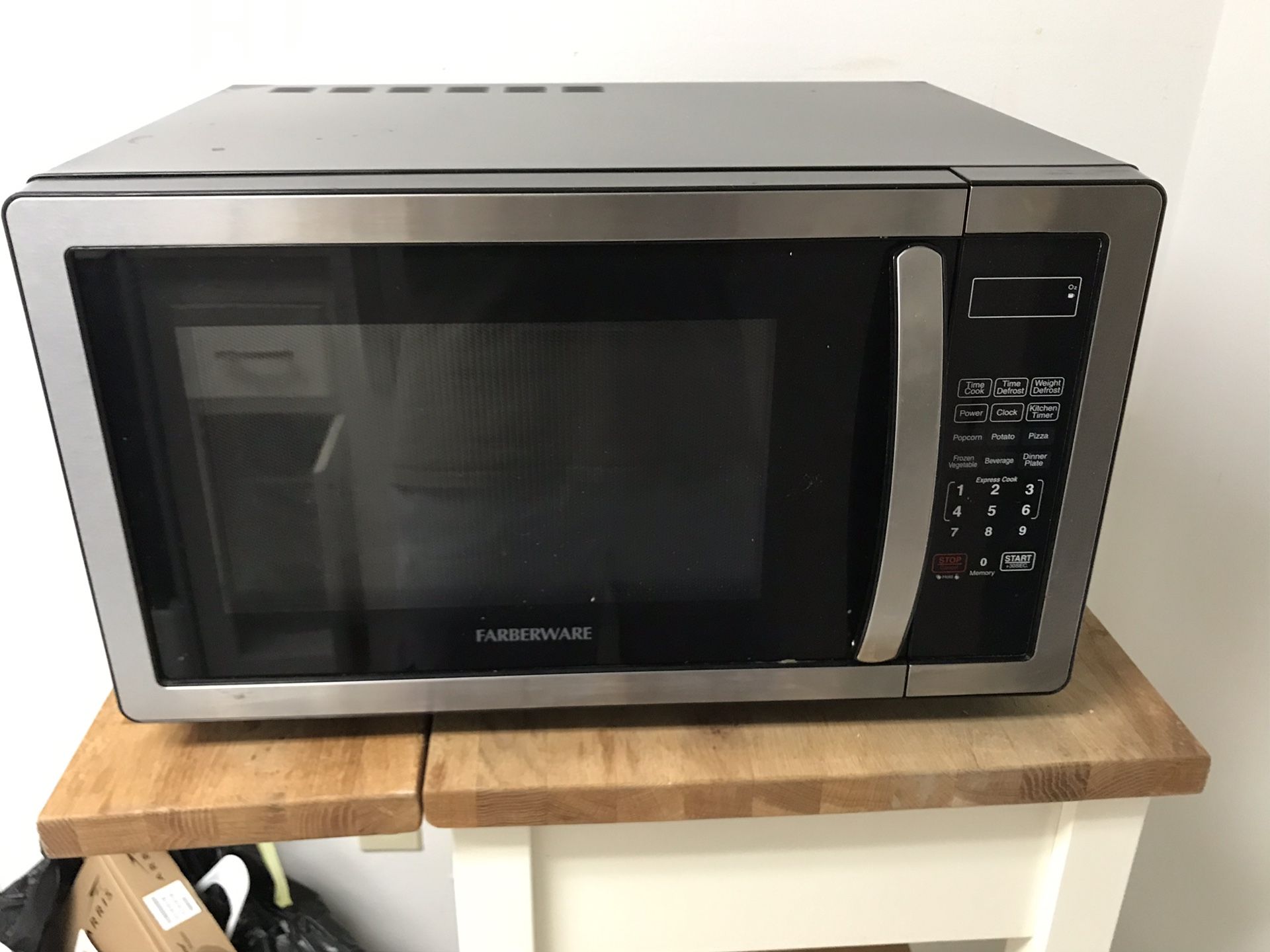 Microwave used very little like new condition