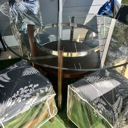Round Glass Table w/ Chair Set