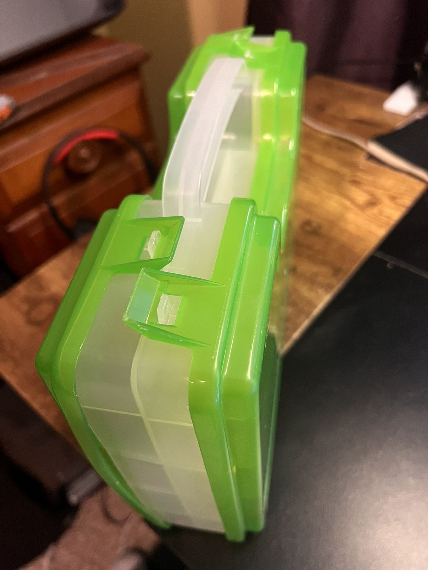 Small Two-sided Fishing Box (Plano )