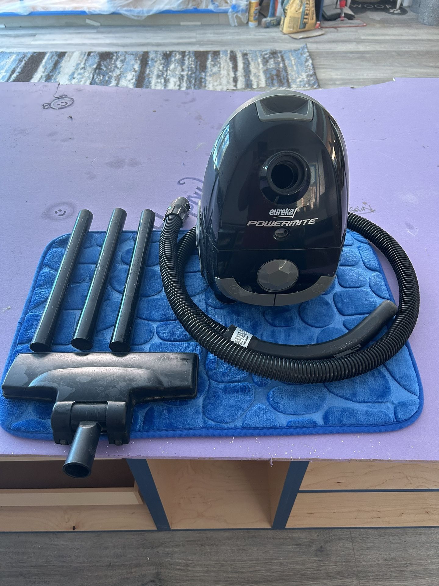 Eureka Powermite Compact Vacuum