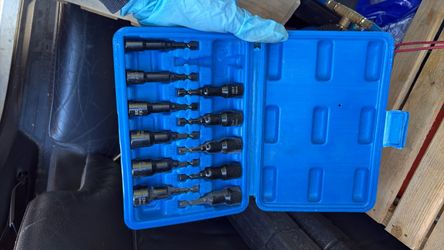 Magnetic Nut Driver Bit Set with Case