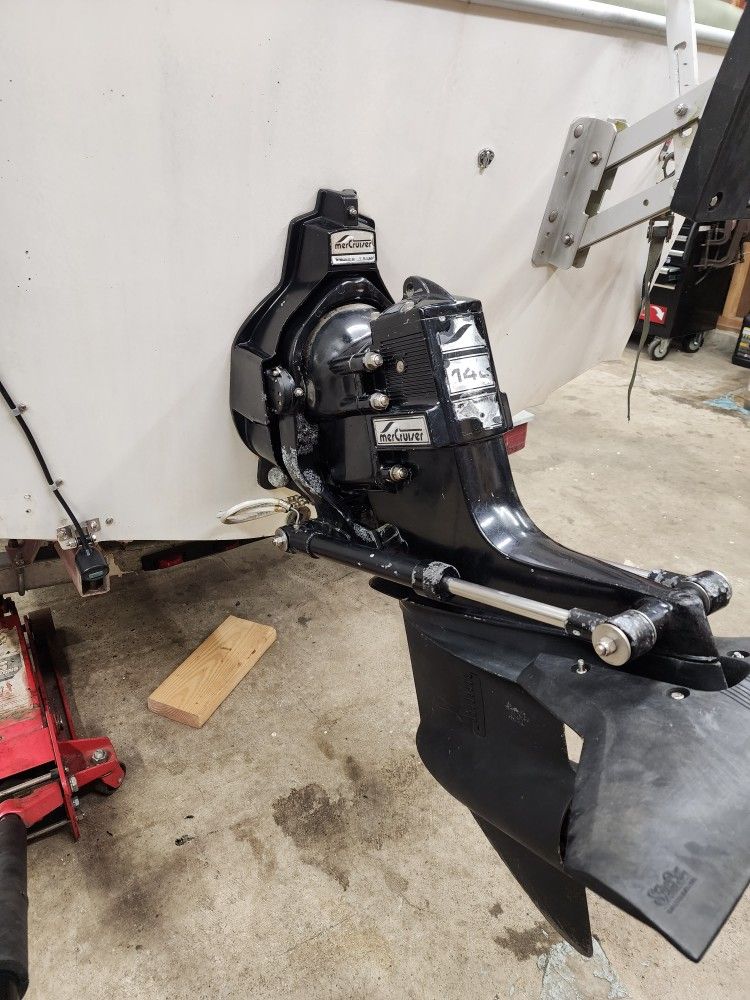 Mercruiser 140 / 3.0 Outdrive *Make Offer*
