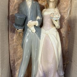 Vintage Lladro #1404 Bride and Groom Figurine 12.5” Tall