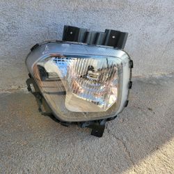 2019 2020 2021 Kia Soul Headlight Halogen Oem Driver Side 