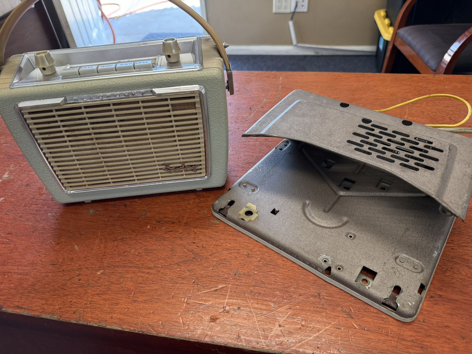 Blaupunkt Derby With Ultra Rare Mounting Bracket VW Porsche MBZ