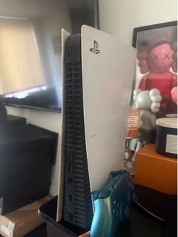 Ps5 good condition with all wires
