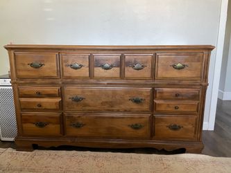 Dresser
