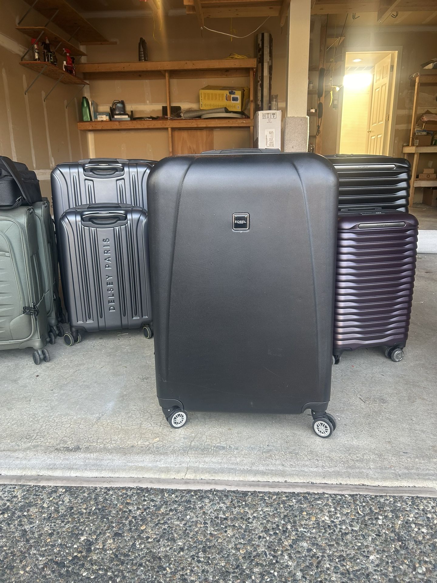 New-Fossil Luggage Large