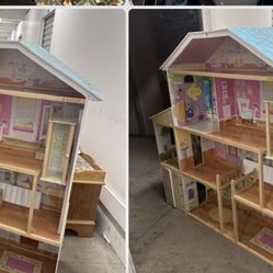 Doll House 