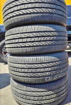245 50 19 Bridgestone tires Con 80% de Vida Las 4