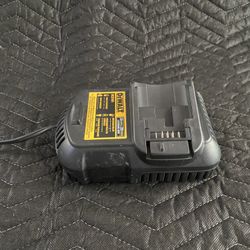 DeWalt DCB 101 Max Battery Charger 