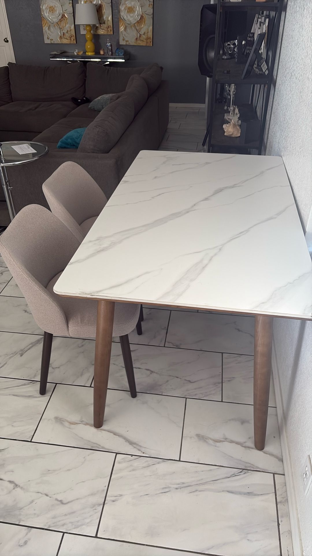 Beautiful Dining Table measurements (55X32)