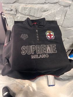 Supreme quarter zip