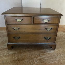 Mid Century Modern Side/Coffee Table