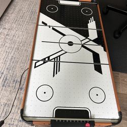 Air Hockey Table