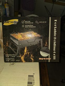 Portable folding grill