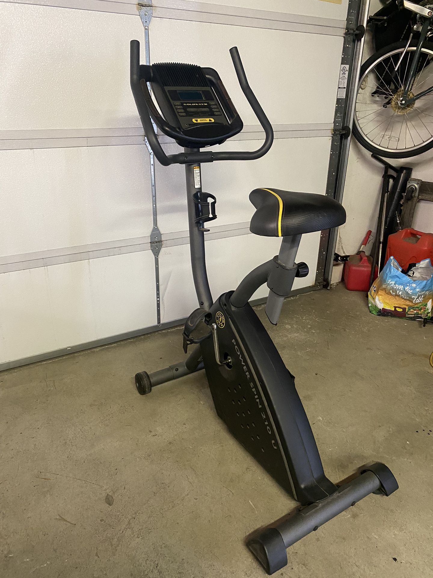 gold's gym indoor cycling bike