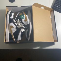 Jordan 1 Mid Patent Black White Gold (Stock X Verified)