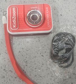 VTech KidiZoom Creator Cam HD Video Camera for Kids Red +2GB memory card