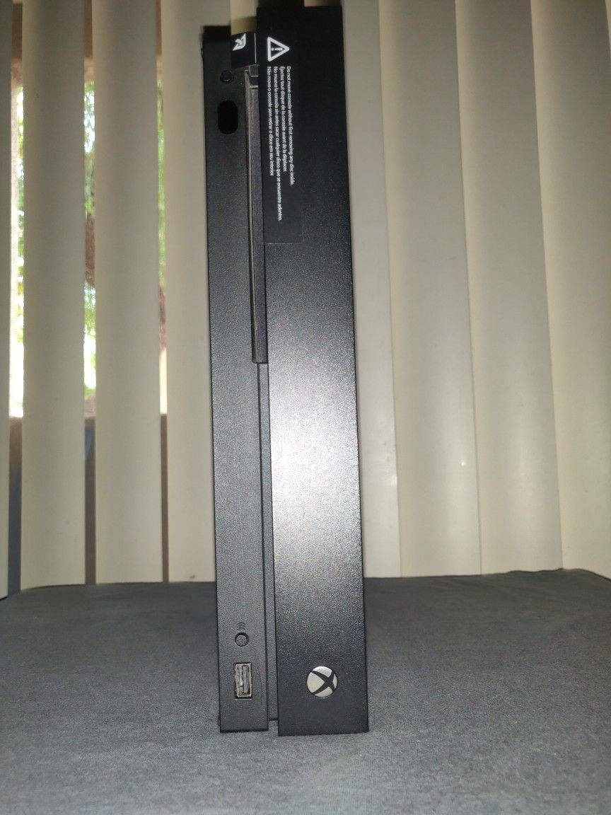 XBOX One X