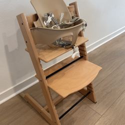 Stoke Tripp Trapp Complete High chair 