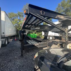 2020 3 Car Hauler Trailer Top Deck PRICE TO SELL!!