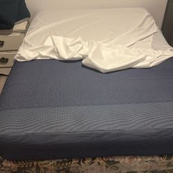 Full Sized Bed