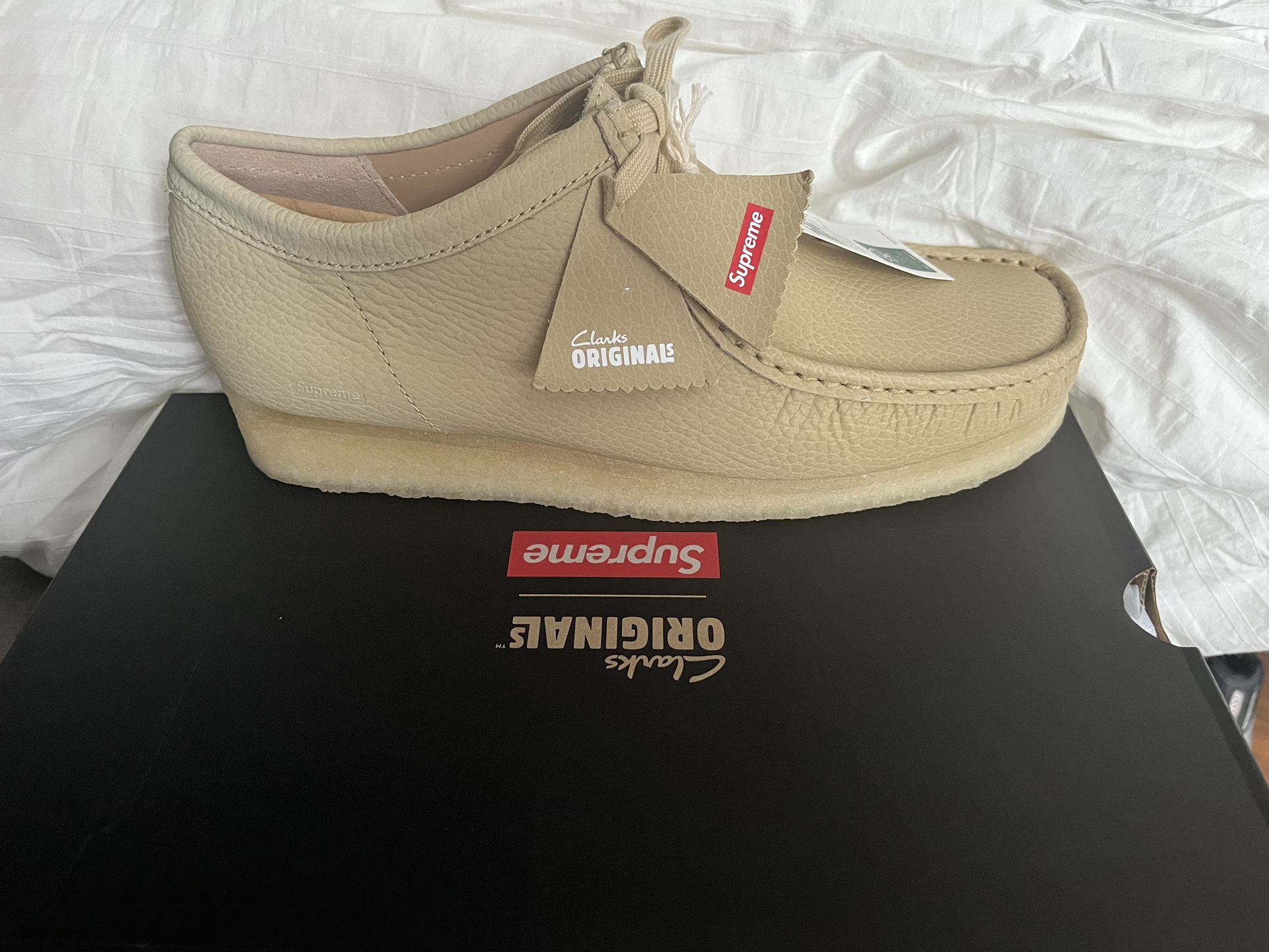 They Going For $400 On Stockx I Need $400 As Well