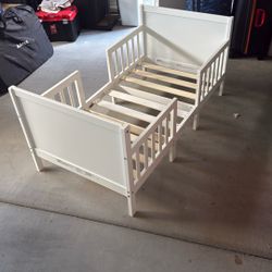 Tolddler Bed Frame 