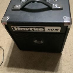 Hartke HD 15 HyDrive Bass Guitar Combo Amplifier