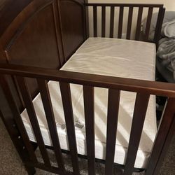 Baby Crib That Turns Into Twin Bed 