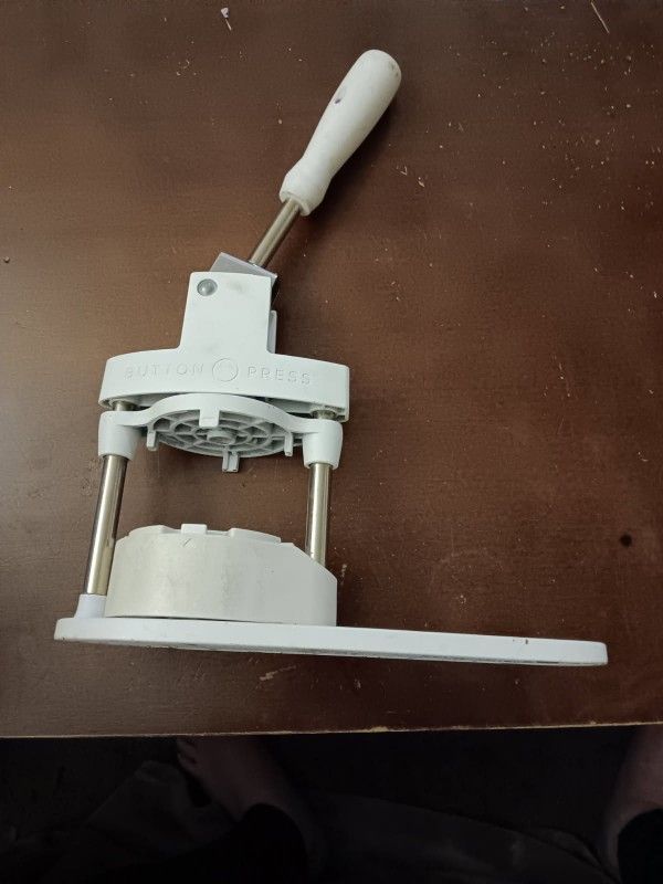  Circuit Button Maker