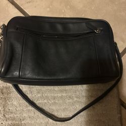 black purse  