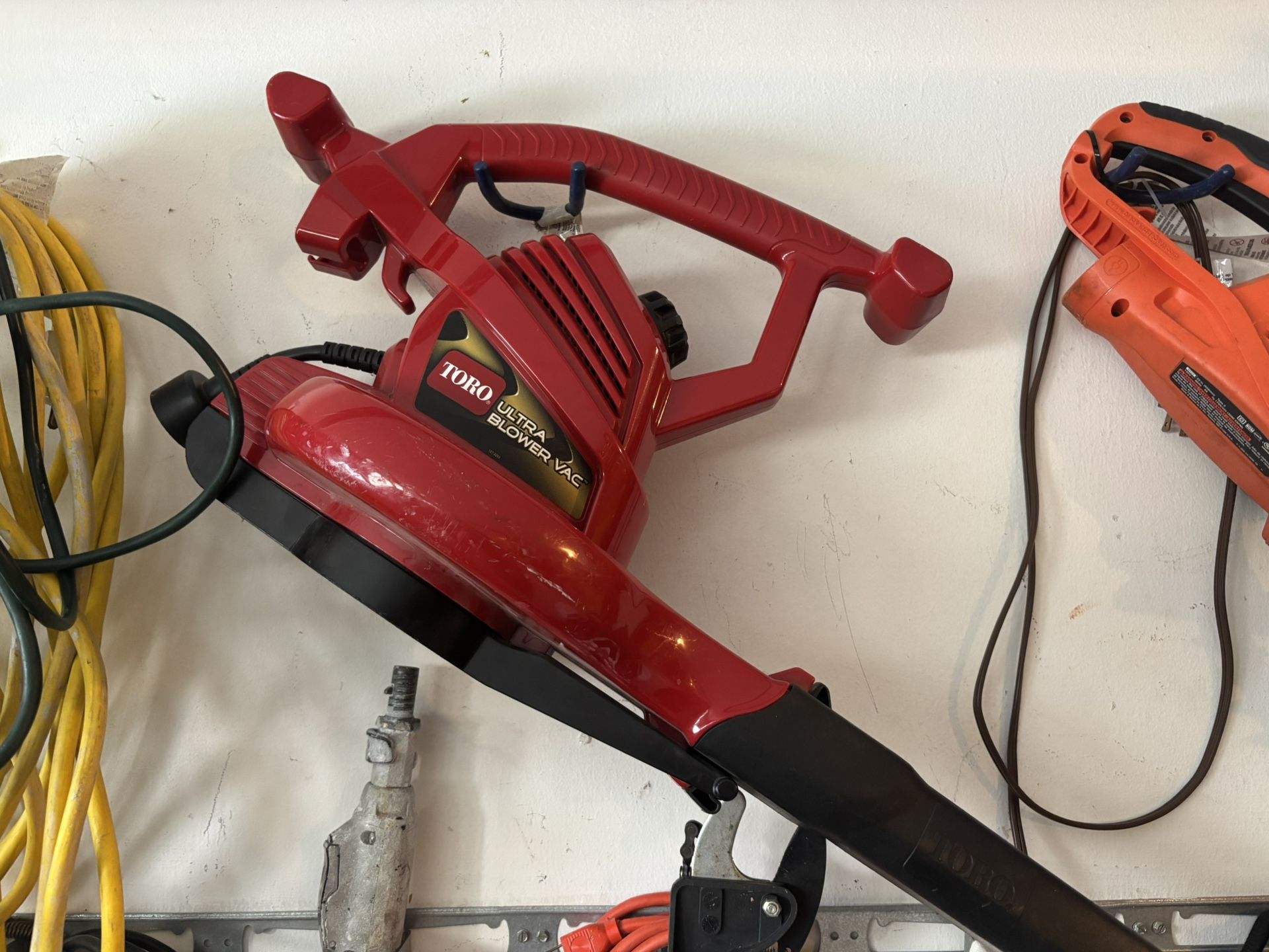 Leaf Blower