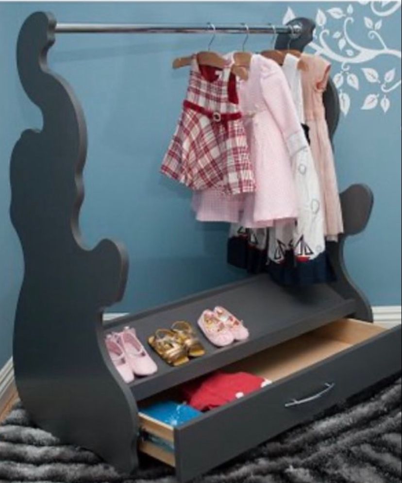 White Children’s Wooden Clothing Rack
